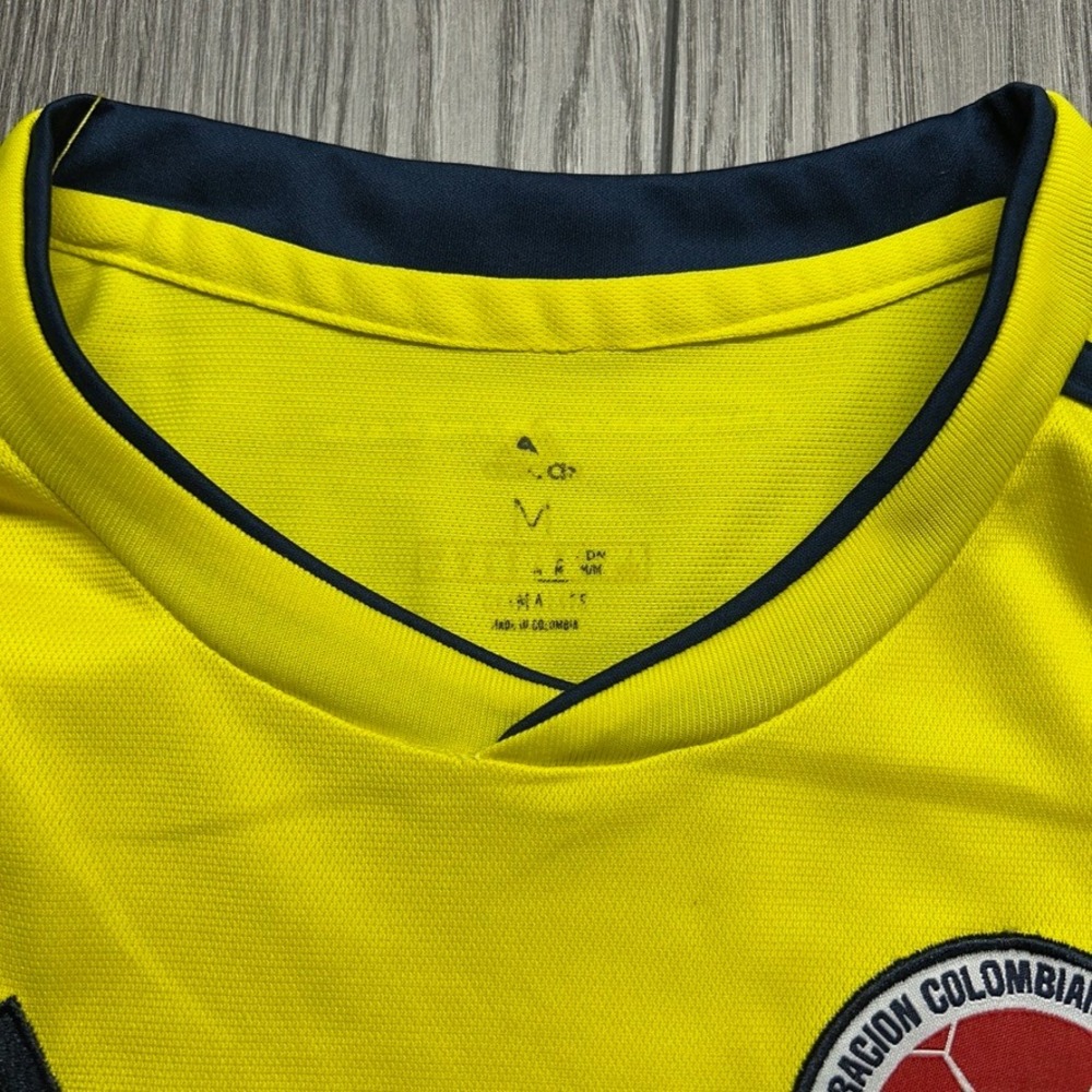 Adidas Colombia 2018 World Cup Home Jersey Yellow Mens Medium Soccer Shirt - Picture 4 of 9